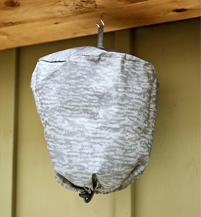 Faux nid de guêpes Waspinator