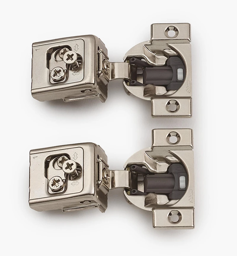 Petites charnières 110° Blumotion Clip, porte à recouvrement