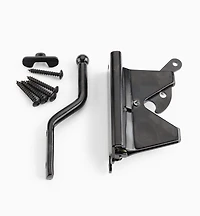 Self-Aligning Gate Latch