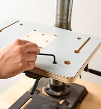 Veritas Small Drill-Press Table & Fence