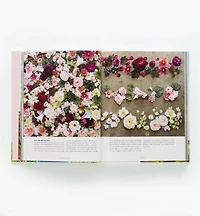 Floret Farm’s A Year in Flowers – Designing Gorgeous Arrangements for Every Season