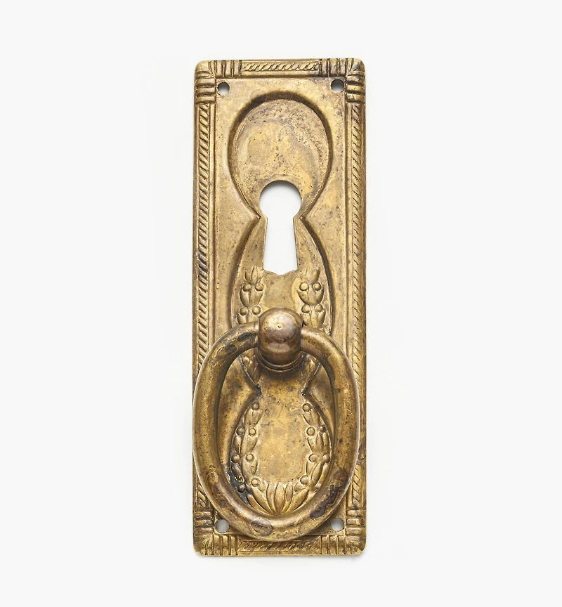 Rope-Edged Vertical Plate Pulls