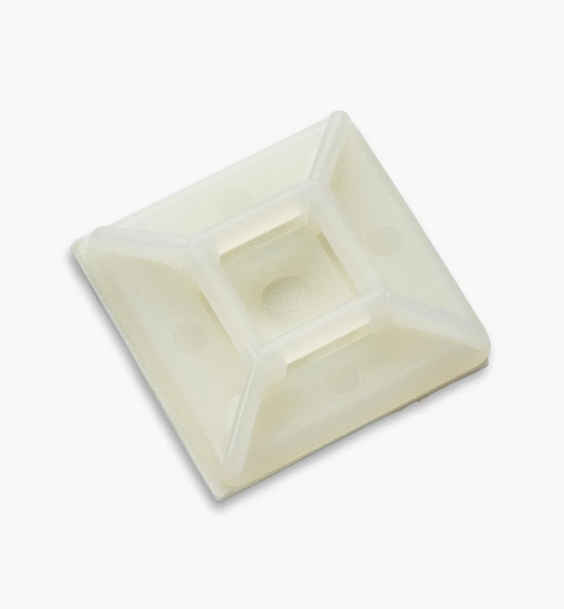 Supports auto-adhésifs pour attaches autobloquantes