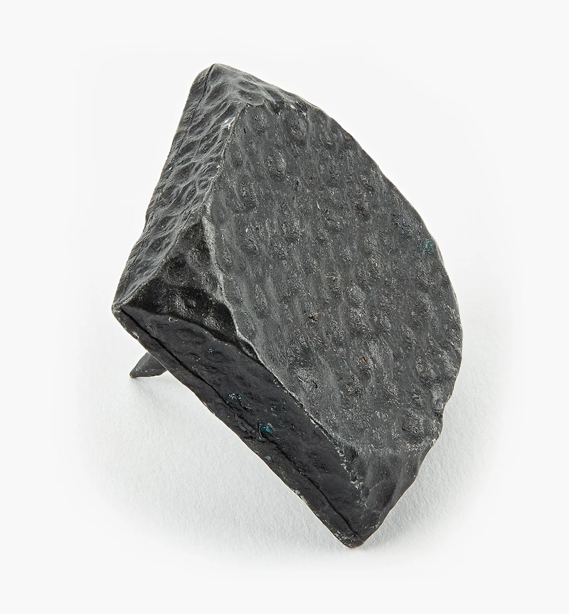 Hammered-Finish Clavos (Nails)