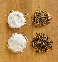 Cole & Mason Salt Pepper Mill Set