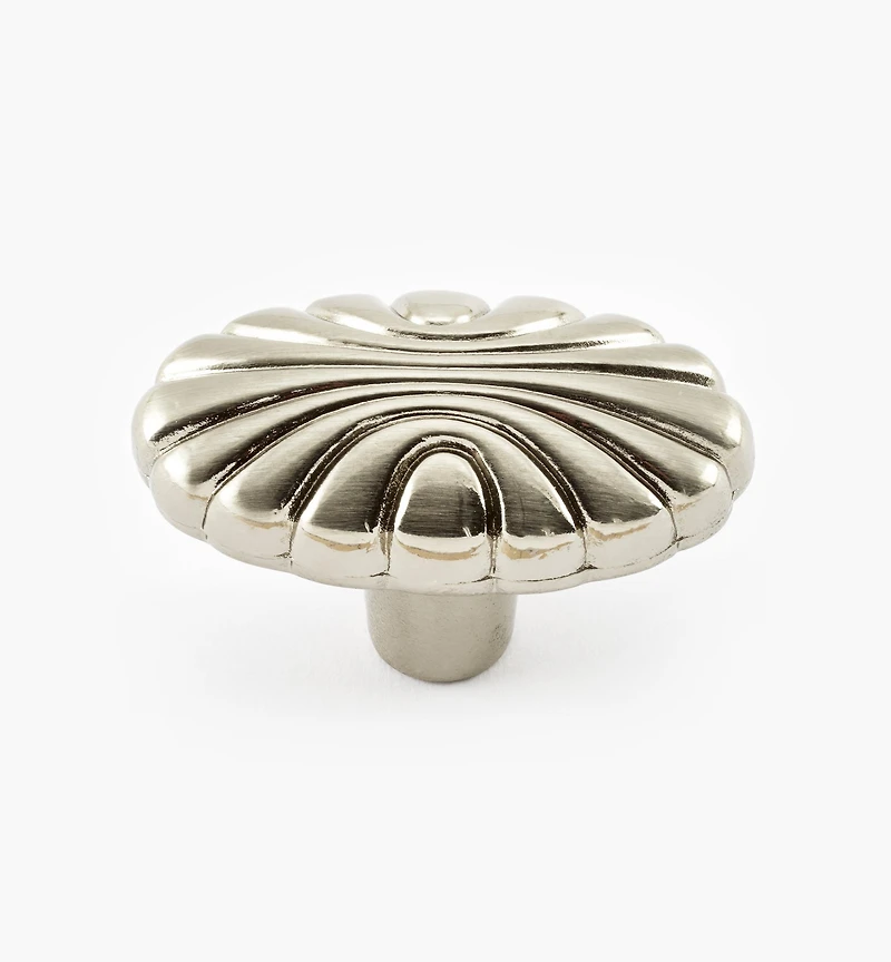 Bouton à motif coquillage au fini nickel satiné Natural Elegance Amerock