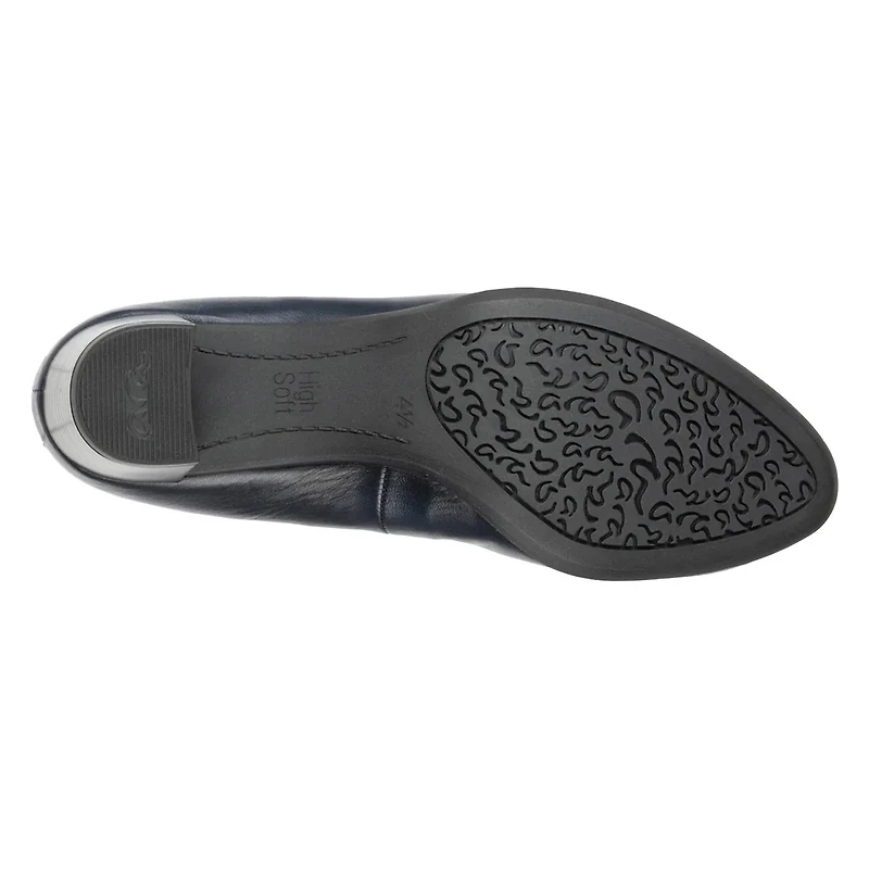 Women's Kendall Pump