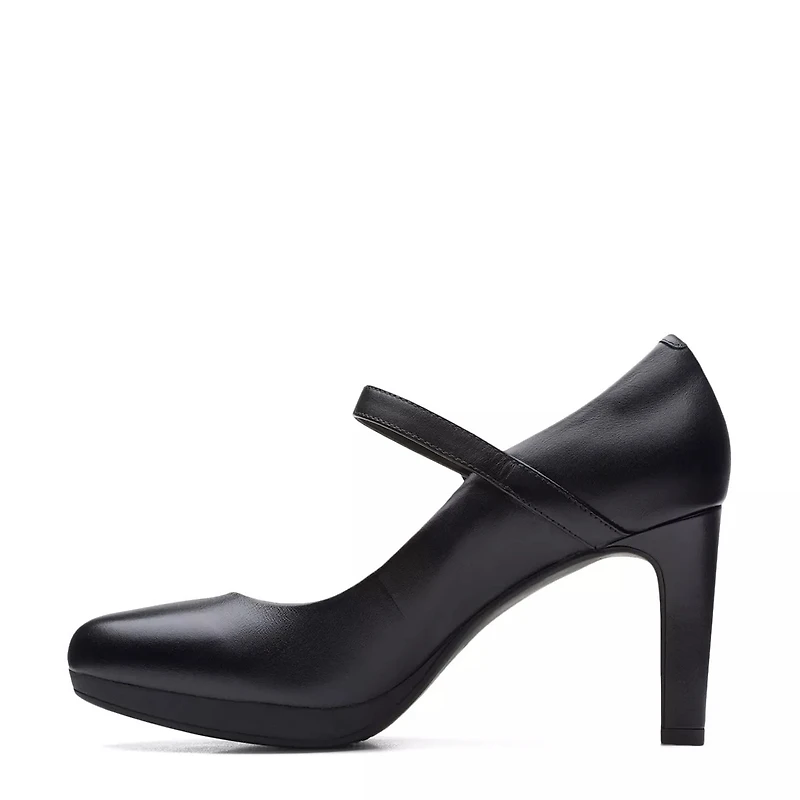 Women's Ambyr Shine Mary Jane Pump