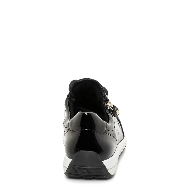 Women's Ollie Wide Width Sneaker