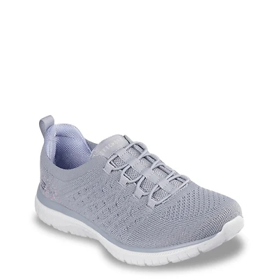 Women's Virtue Show Runner Sneaker
