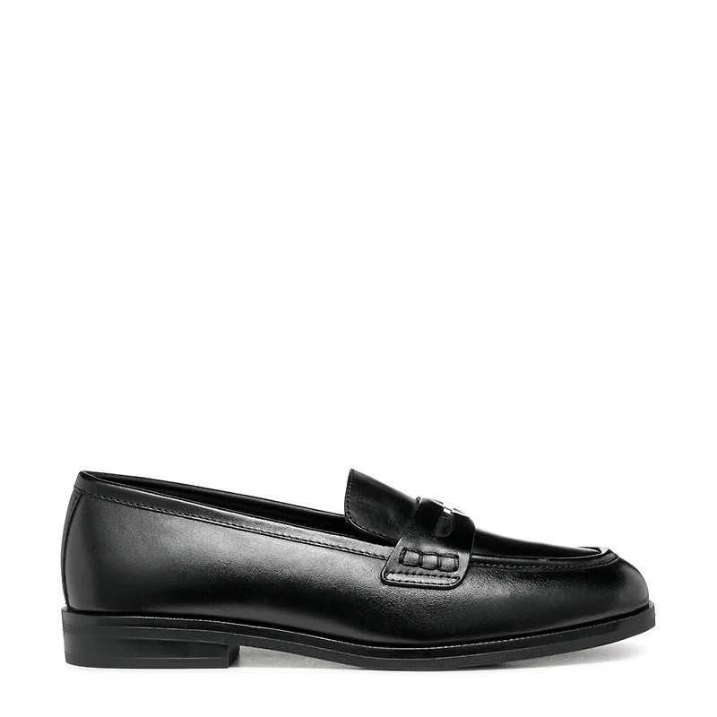 Women's D Clordie Loafer Leather