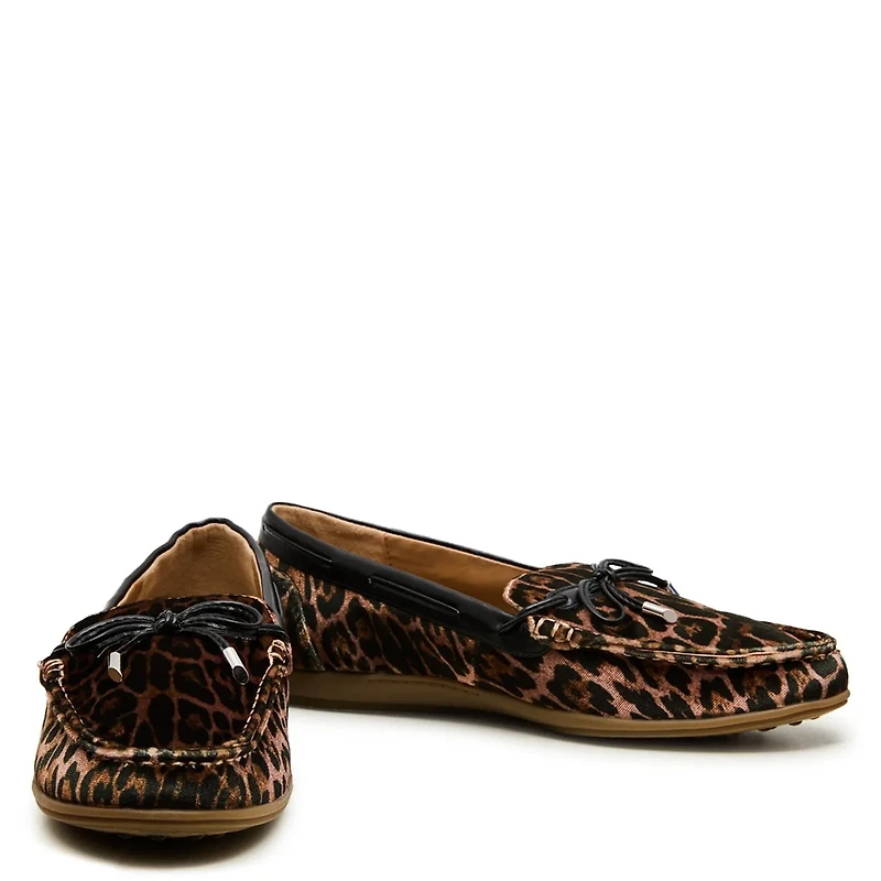 Lucie Loafer
