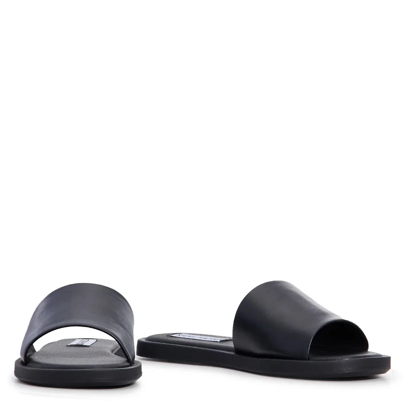 Kaya Flat Sandal