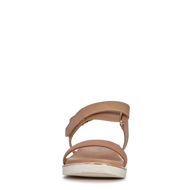Neema Sandal