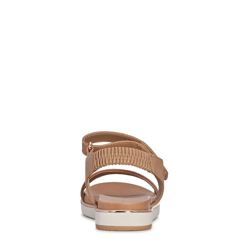 Neema Sandal