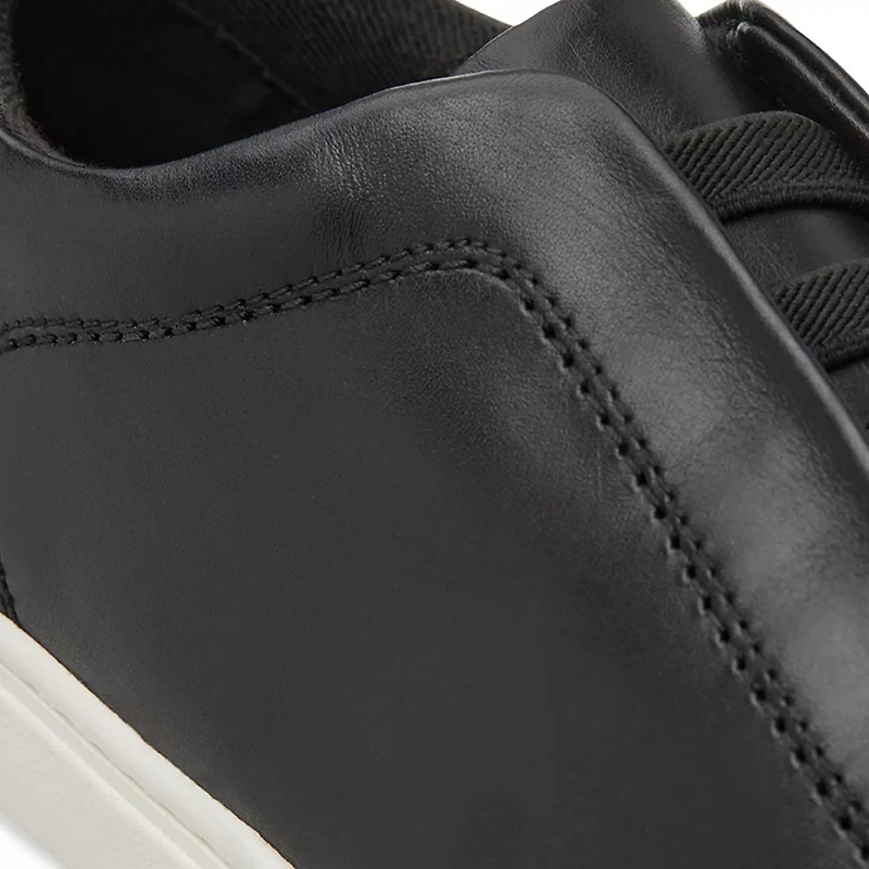 Caene Slip-On Sneaker