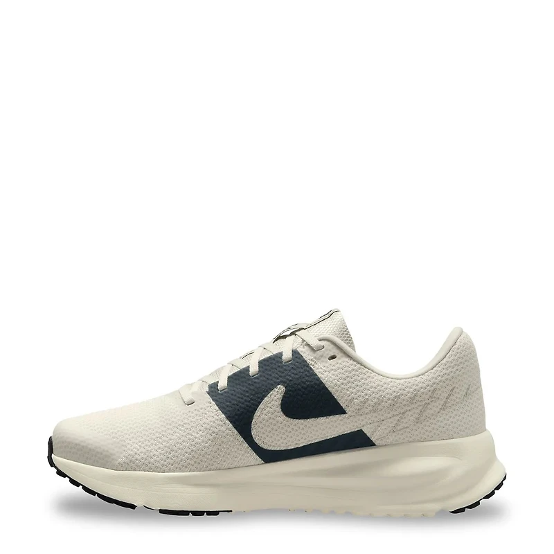 Men's Run Defy Running Shoe