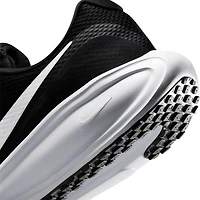 Men's Revolution 7 Extra Wide Running Shoe
