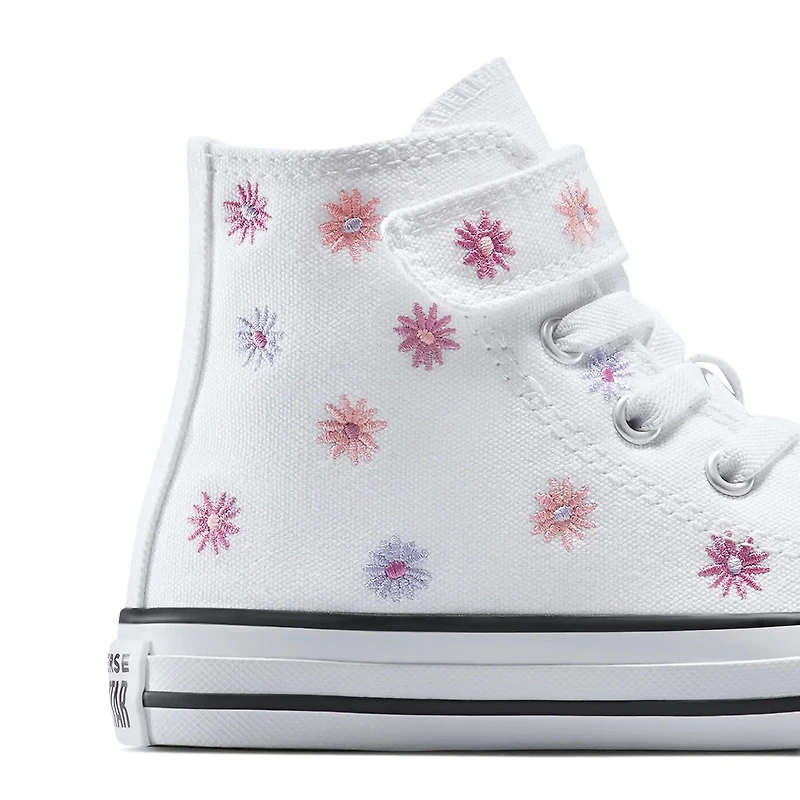 Youth Girls' Chuck Taylor All Star Rave Festival Sneaker