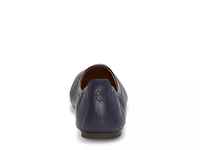 Emmie 2 Flat