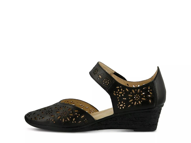 Nougat Wedge Pump