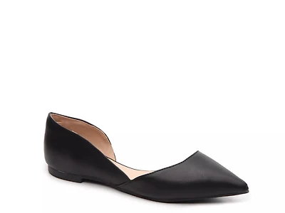 Cortni Flat