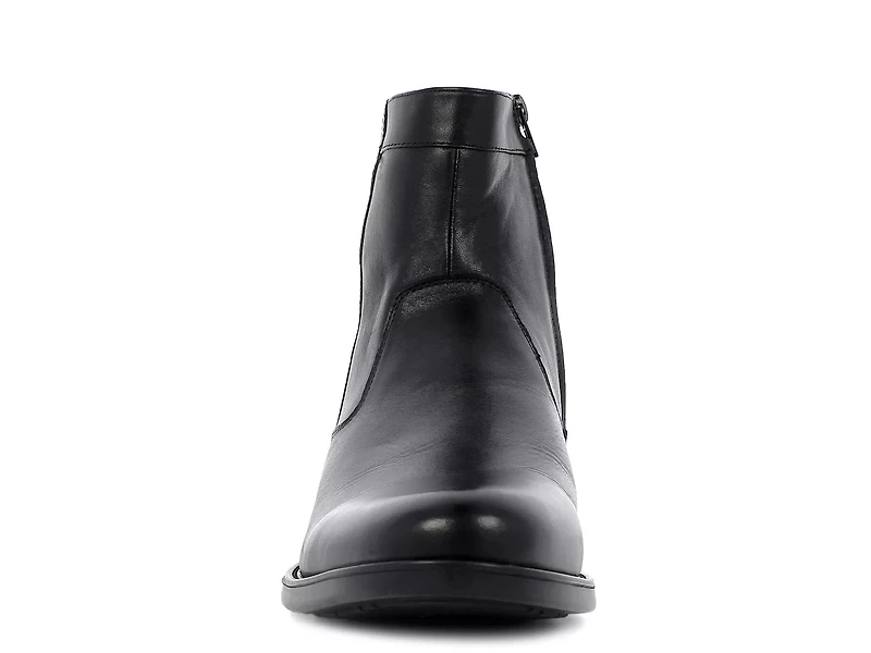 Midtown Plain Toe Boot