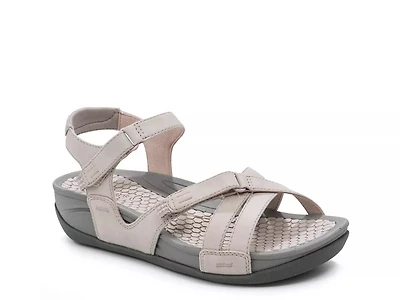 Danny Sandal