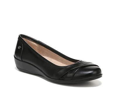 I-Loyal Wedge Slip-On