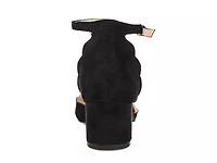 Edna Pump