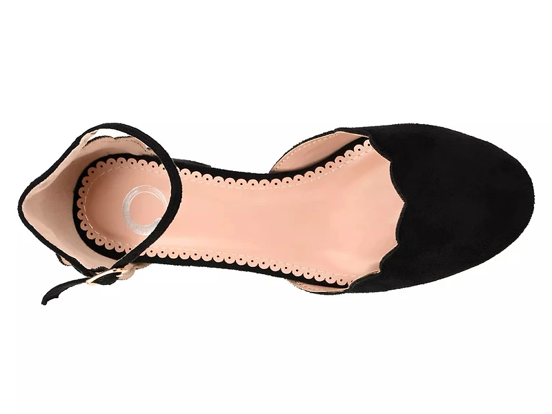 Edna Pump