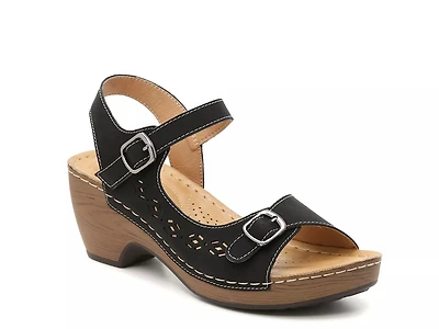 Shantay Sandal