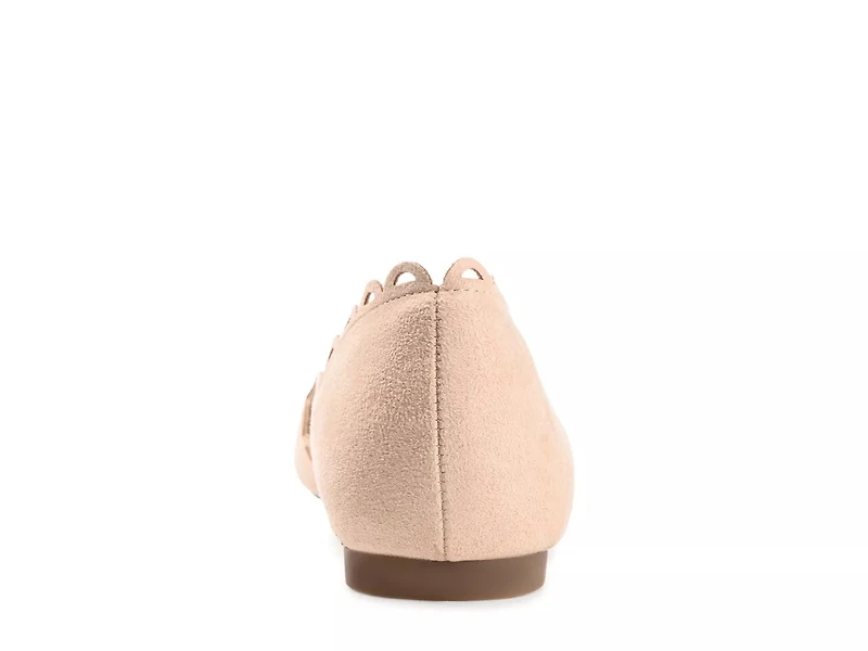 Jezlin Flat