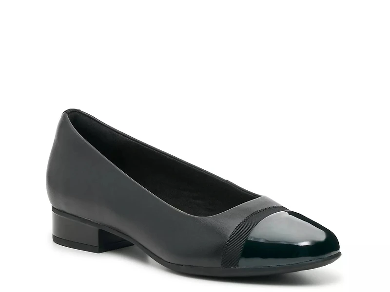 Juliet Monte Flat