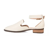 Loreta Flat