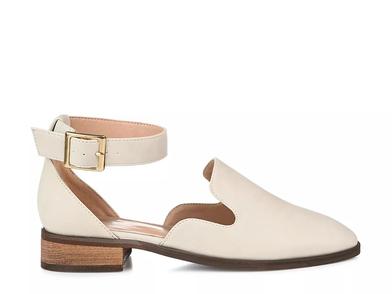 Loreta Flat