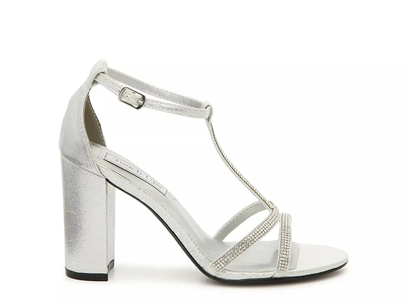 Gwen Sandal