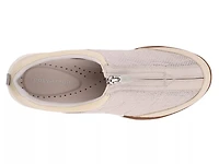 Be Strong 2 Slip-On