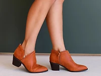 Tessa Bootie