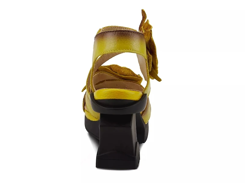 Shelly Platform Sandal