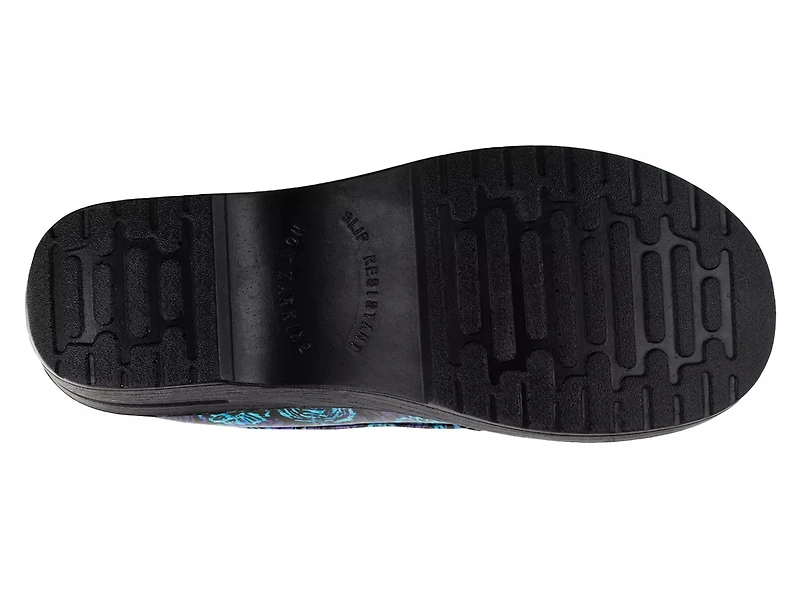Leeza Work Slip-On