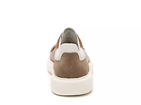 Twist Sneaker