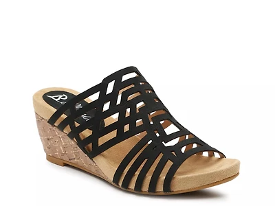 Pretty Wedge Sandal