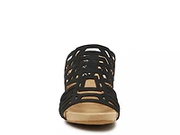 Pretty Wedge Sandal