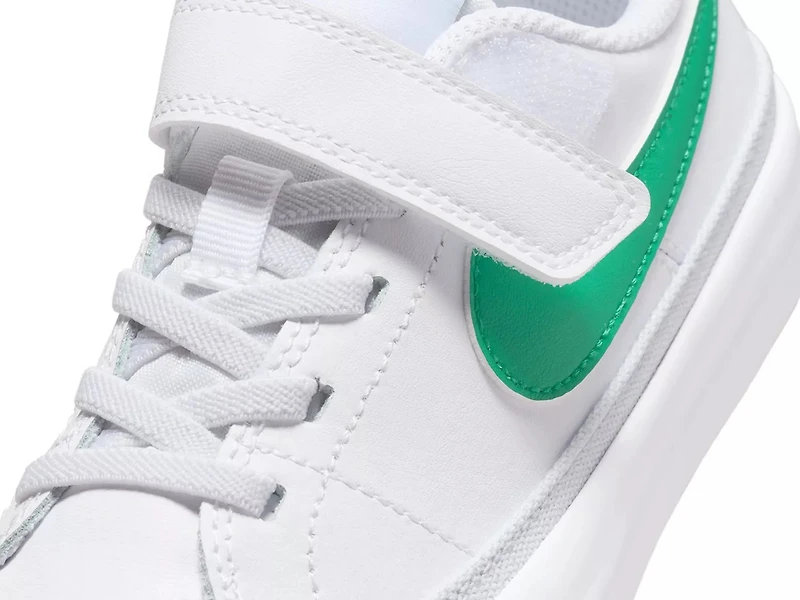 Court Legacy Sneaker