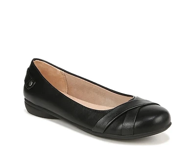 Adalene Flat