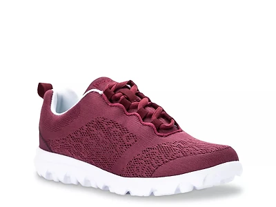 TravelActiv Walking Shoe