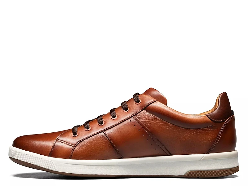Crossover Sneaker