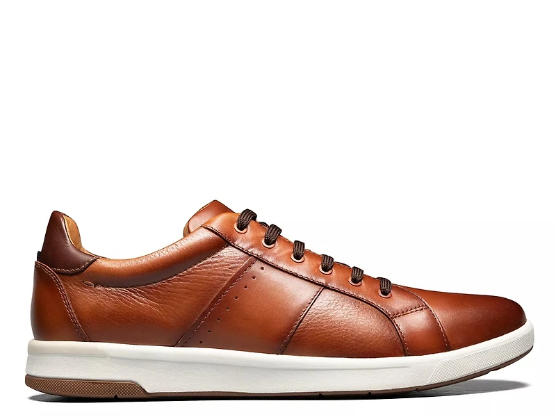 Crossover Sneaker
