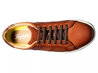 Crossover Sneaker